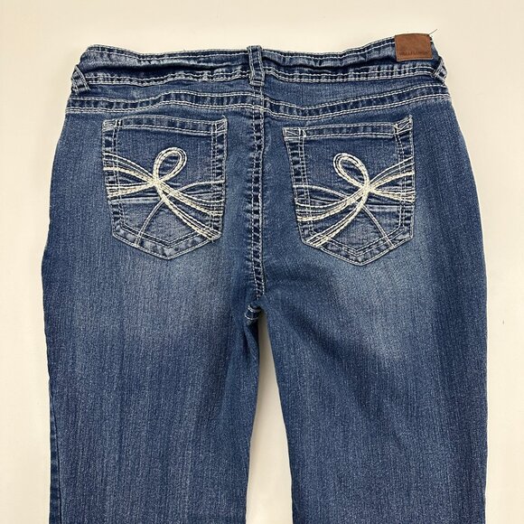 Wallflower The Luscious Curvy Fit Bootcut Women's size 13 Dark Blue Denim jeans - Picture 5 of 5